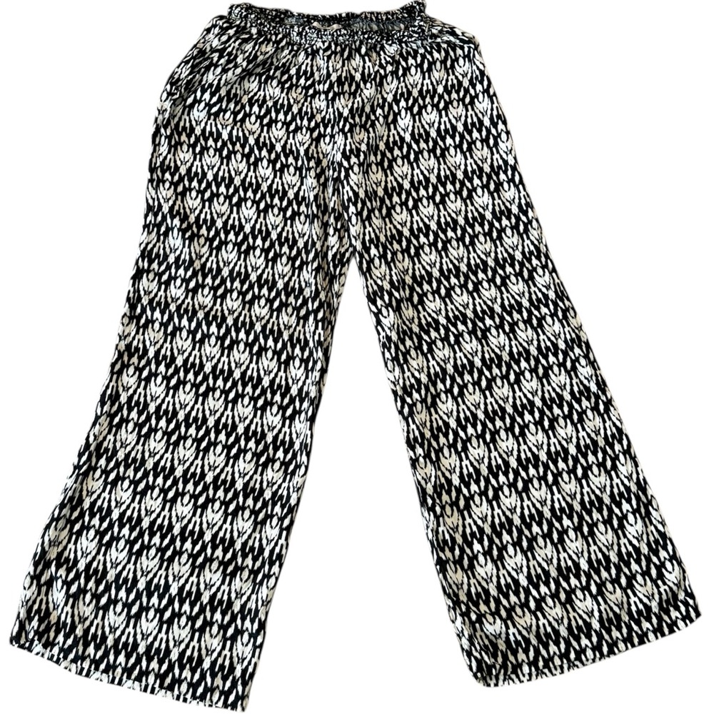 Matty M Women's Soft Stretch Waist Pants - Sz-Medium -Black & White with Pockets
